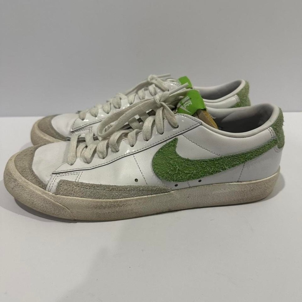 Nike Blazer Low '77 Soccer Sneakers men's 8.5/woman's 10.5 - Picture 2 of 8